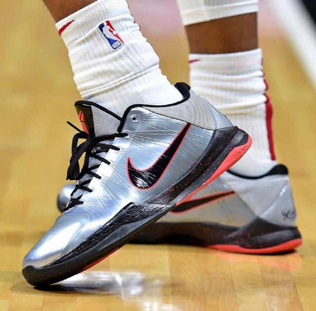 后期保留两 后期保留两